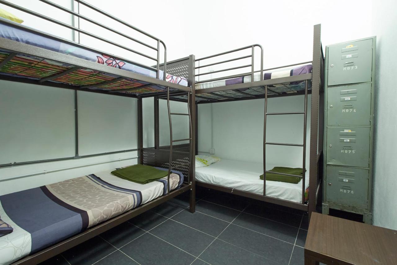 Tonight Hotel Hostel George Town Esterno foto